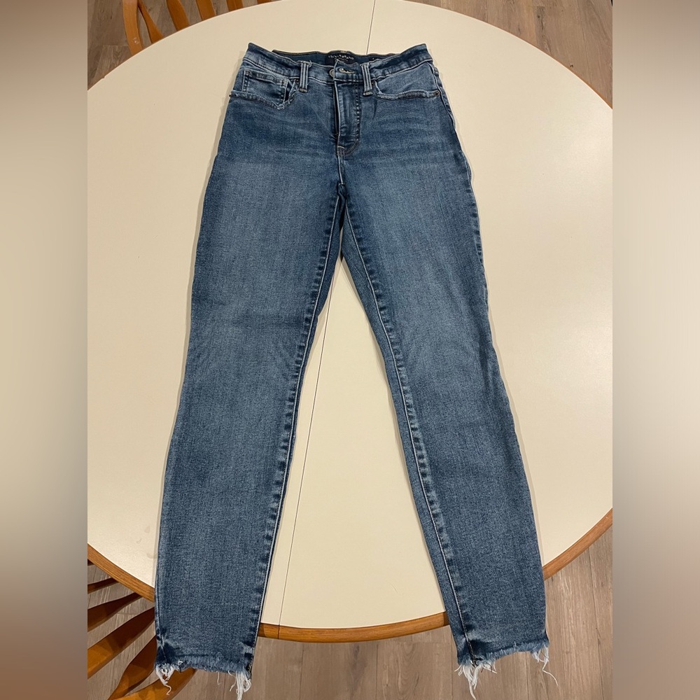 The Lucky Brand Cropped Jeans